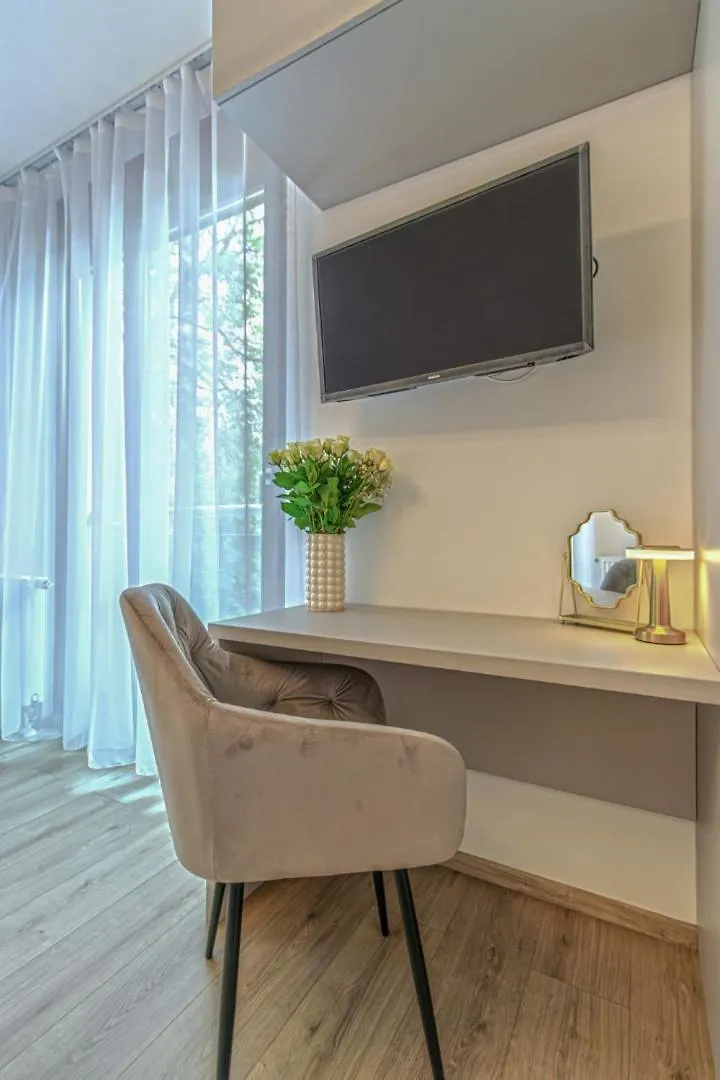 Apartment Dioro Luxury Residence Budapest- Steps From The Danube ,Free Parking Hungary
